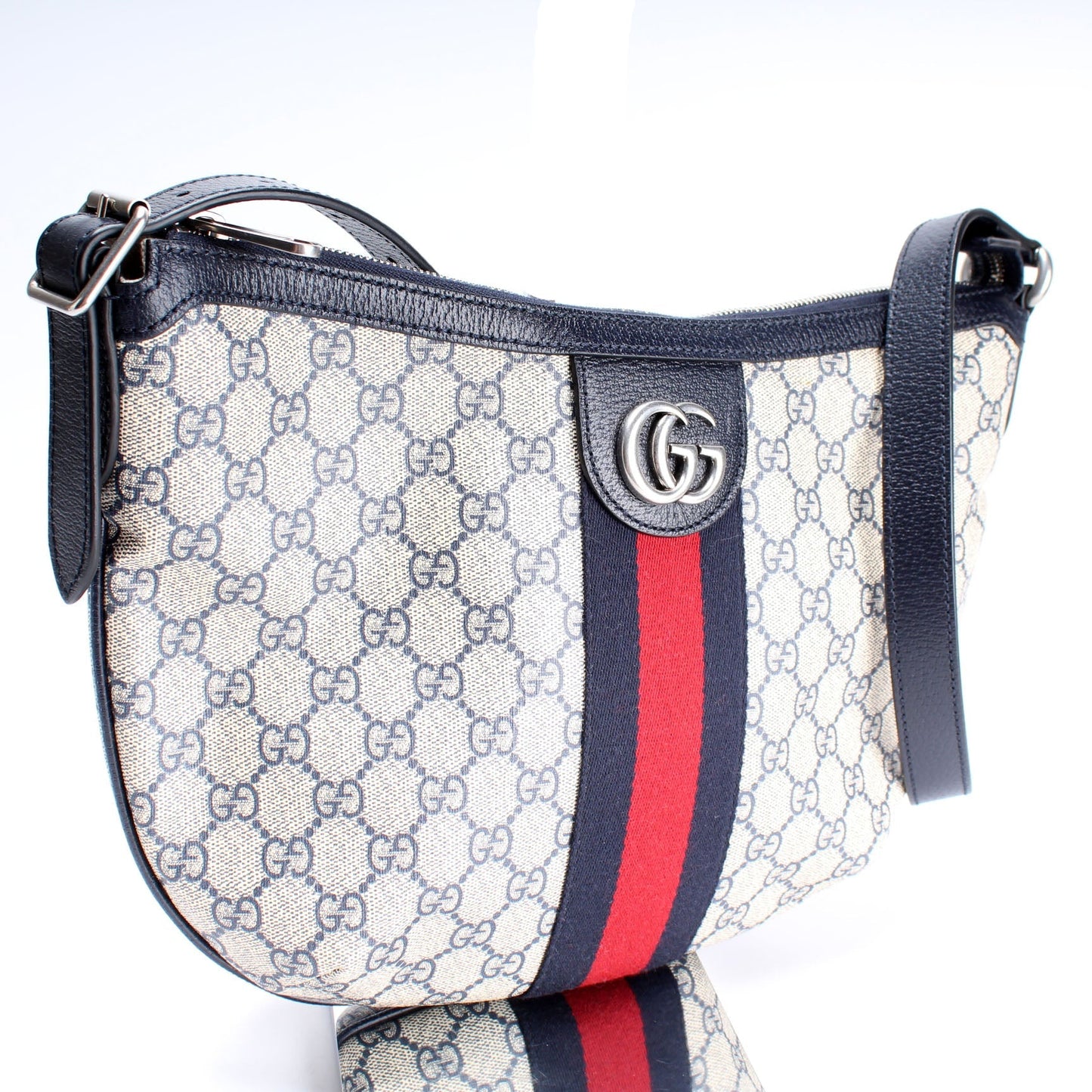 Gucci 598125 Ophidia GG Supreme Small Shoulder Bag