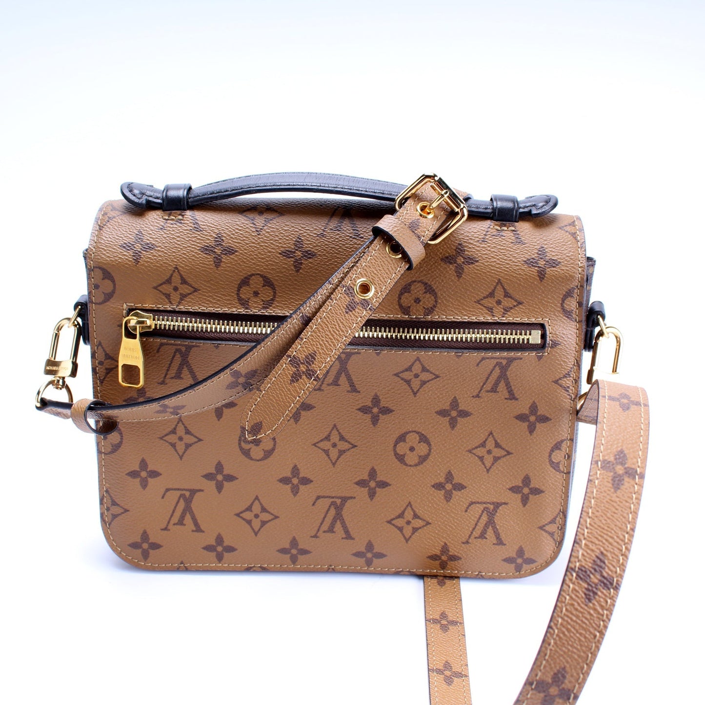 Louis Vuitton Pochette Metis Reverse Monogram