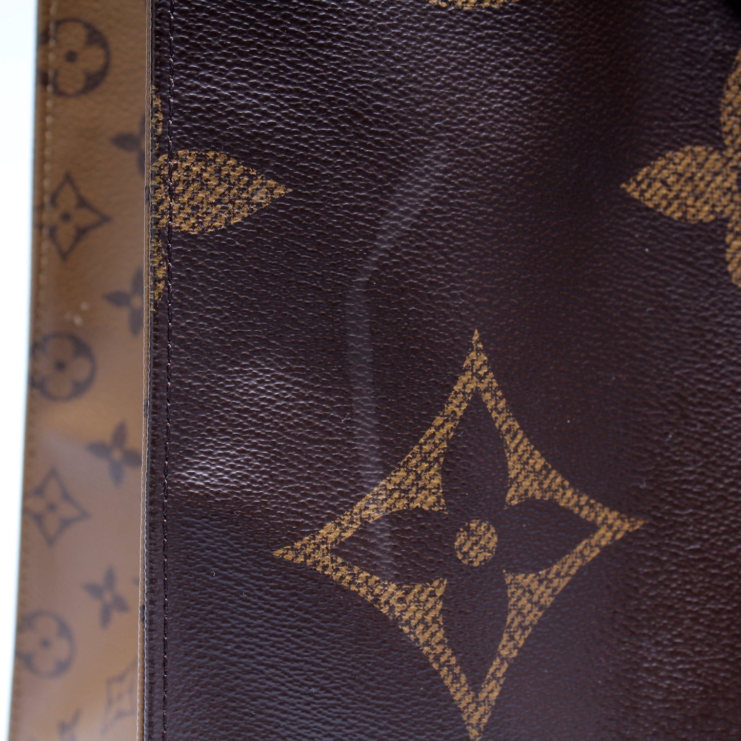 Louis Vuitton ONTHEGO GM Reverse Monogram