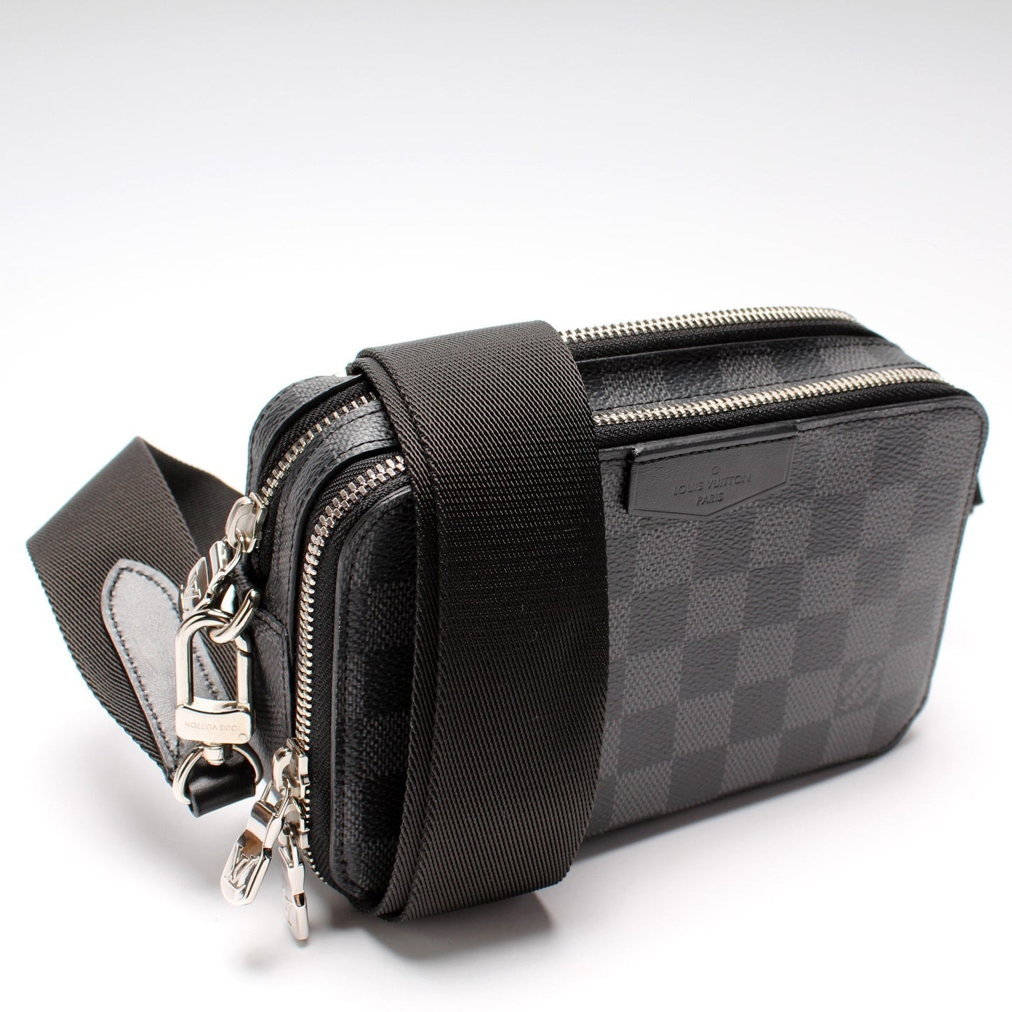 Louis Vuitton Alpha Wearable Wallet Damier Graphite