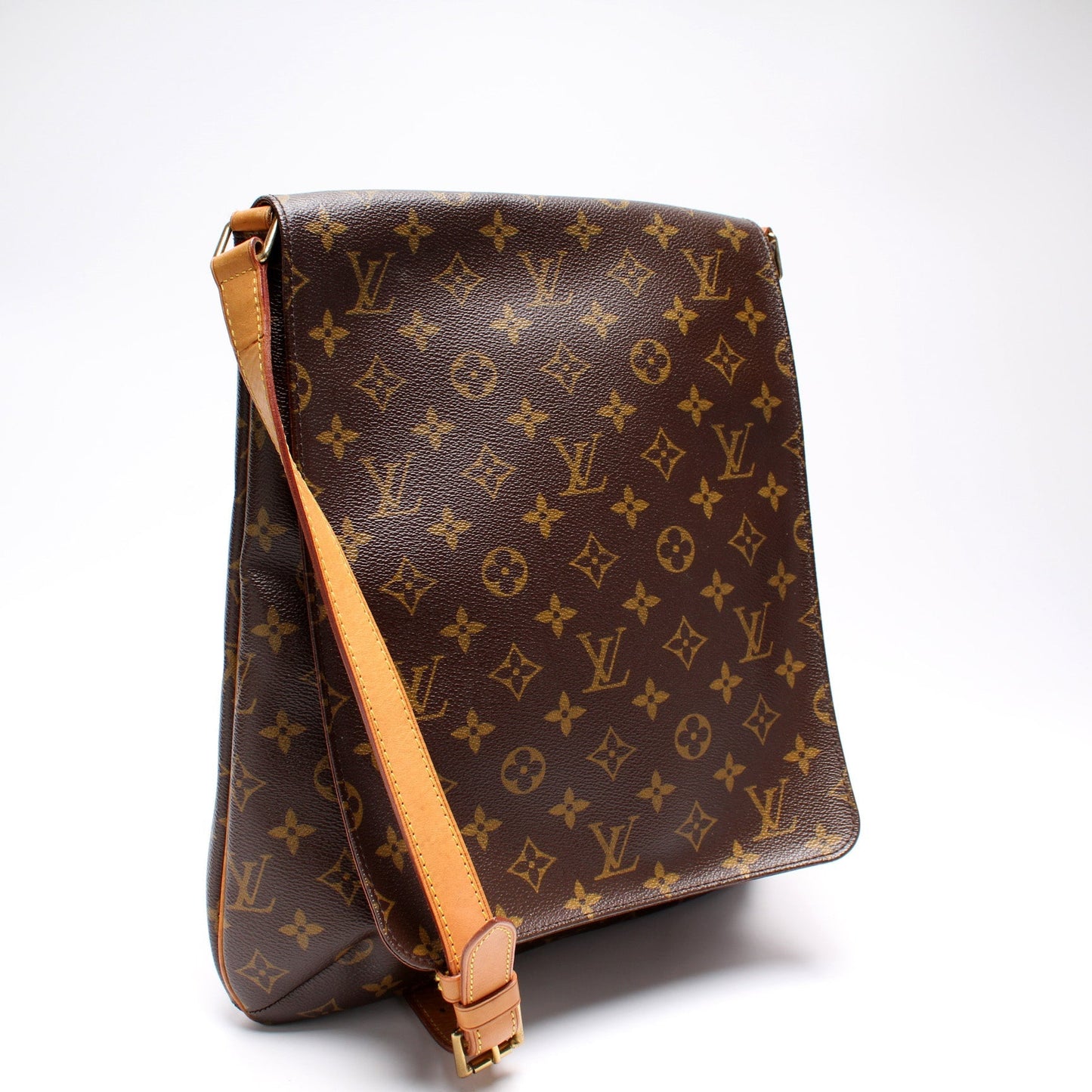 Louis Vuitton M tte Messenger Monogram