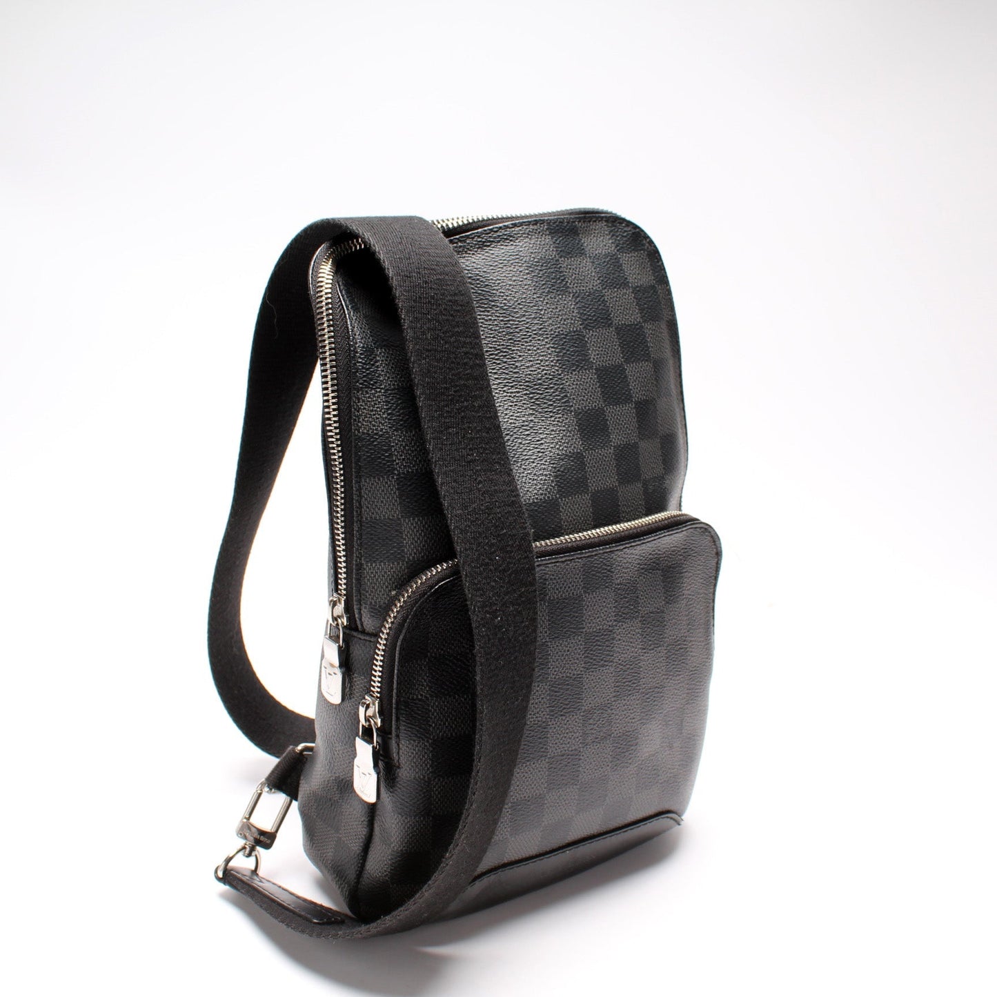 Louis Vuitton Avenue Sling Bag Damier Graphite