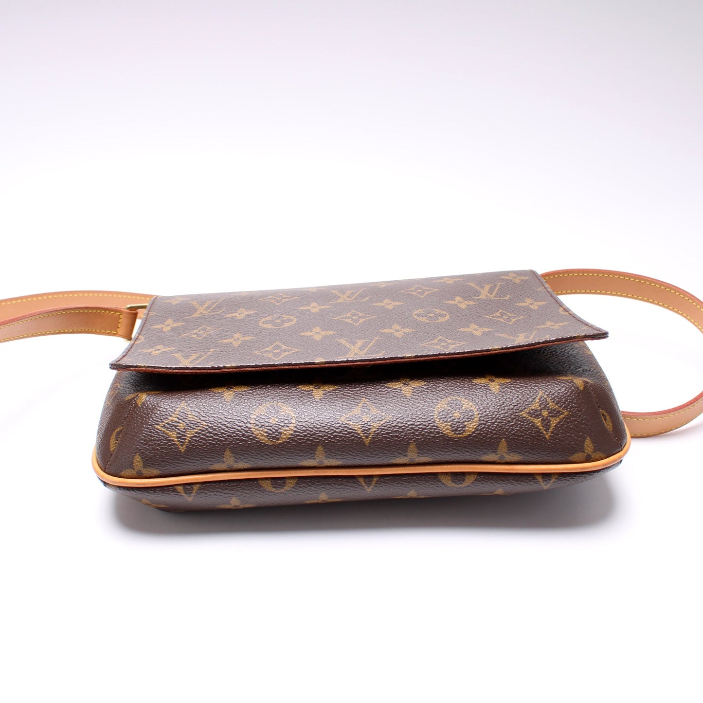 Louis Vuitton M tte Tango Long Monogram