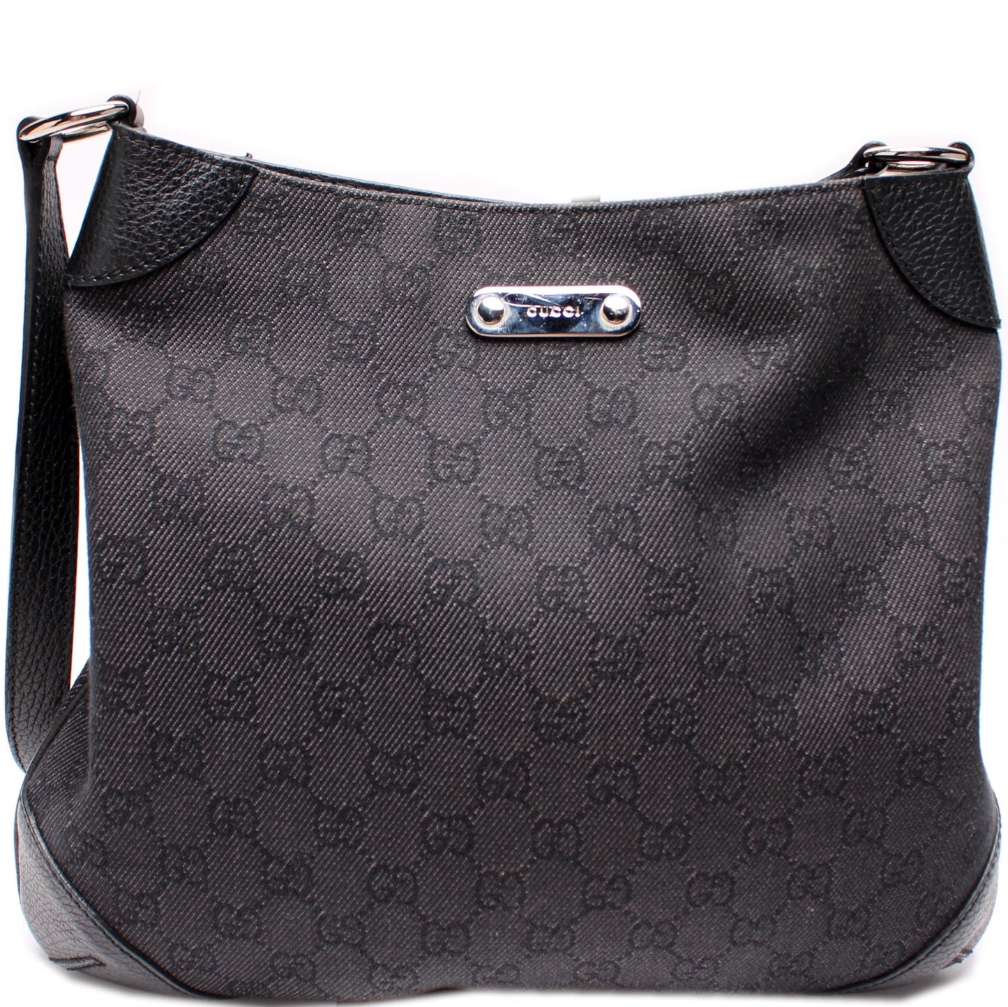 Gucci 196140 GG Canvas Shoulder Bag