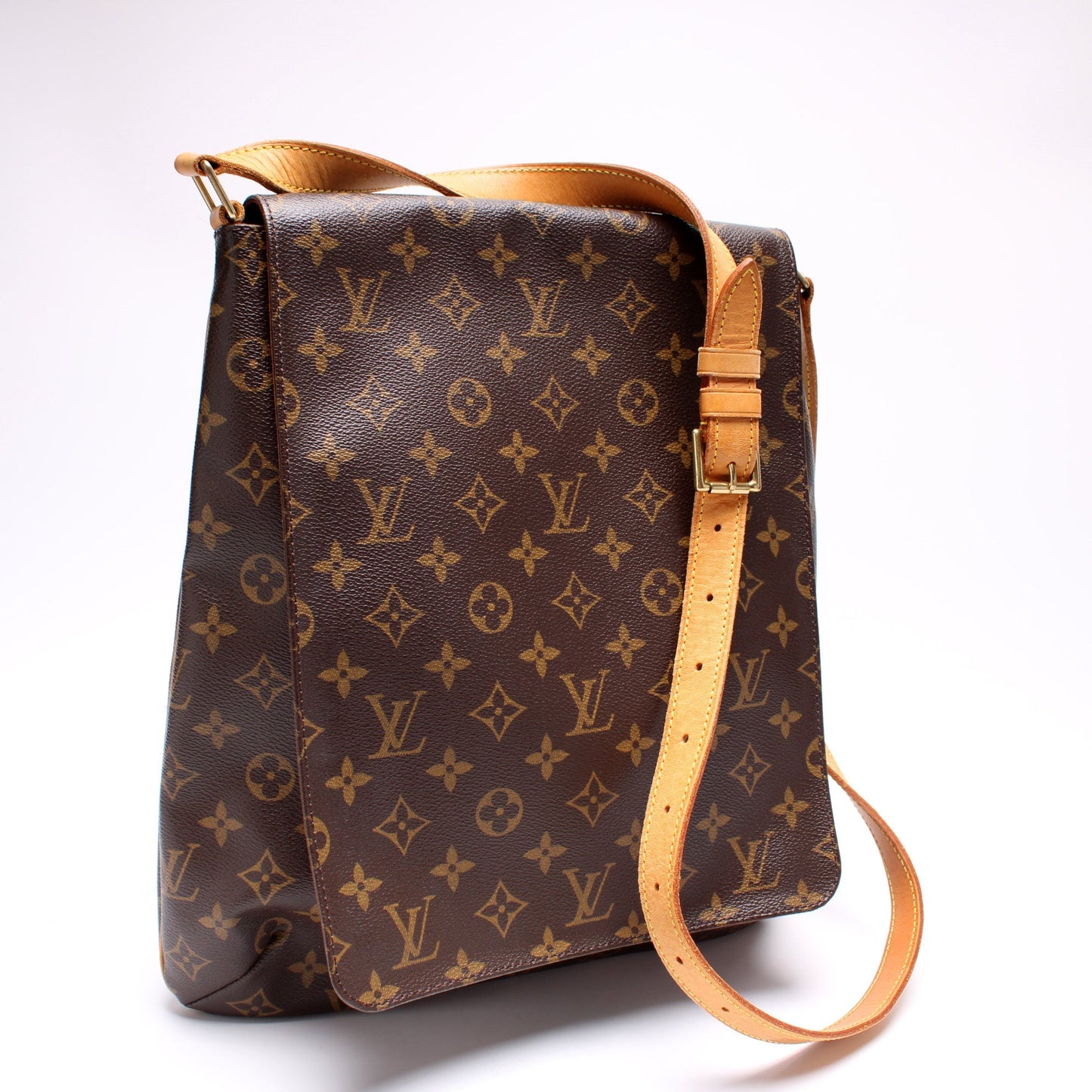 Louis Vuitton M tte Messenger Monogram