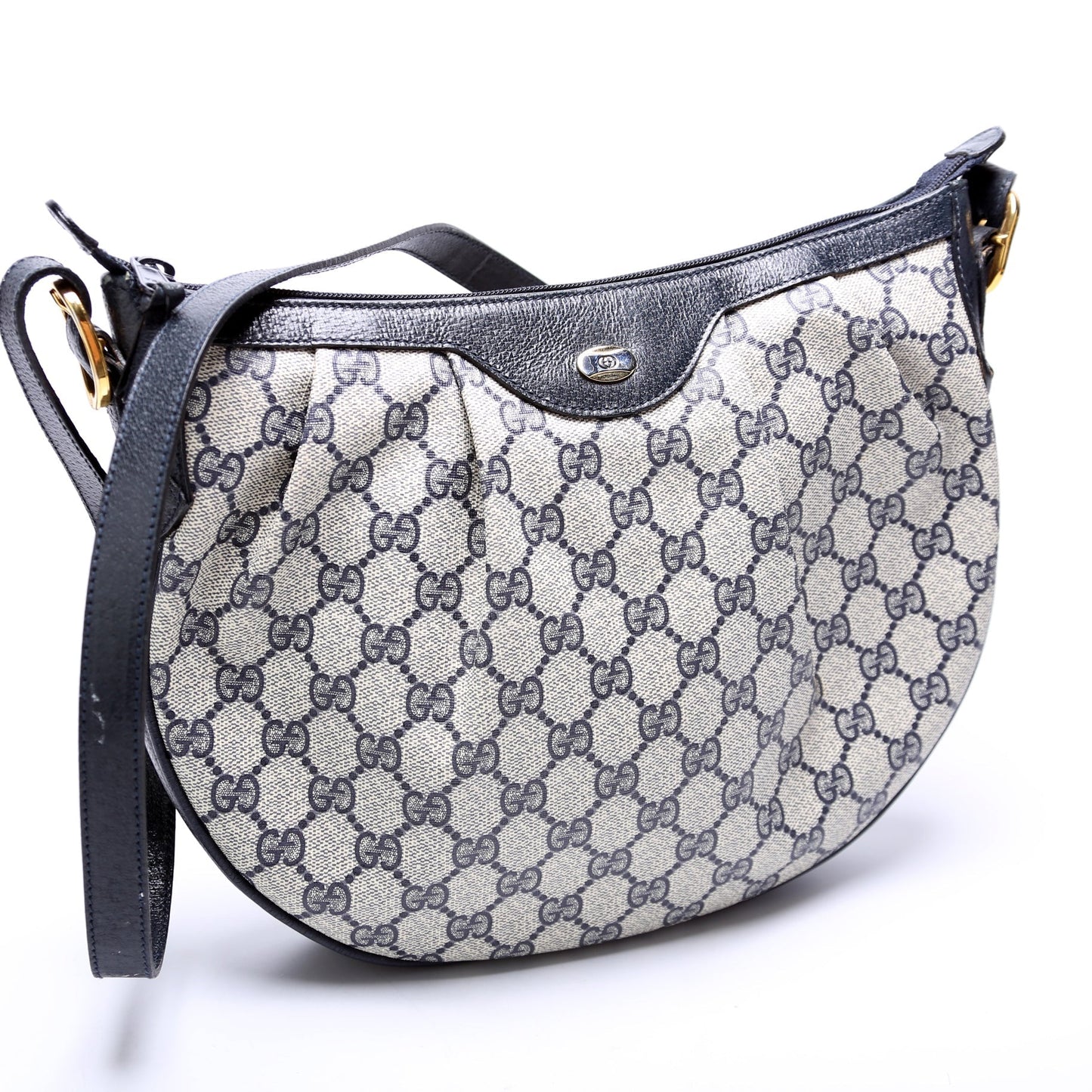 Gucci 41.02.058 GG Supreme Pleated Shoulder   Bag