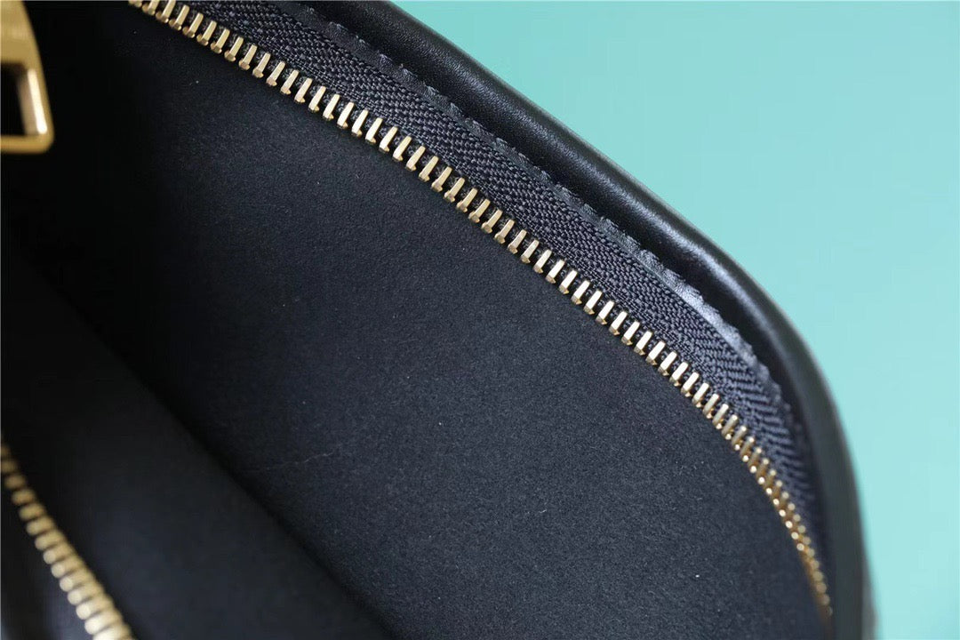 Top Quality Saint Jacques Raffia Black For Women,  Shoulder And Crossbody Bags 22.4in/57cm Top Quality M59808