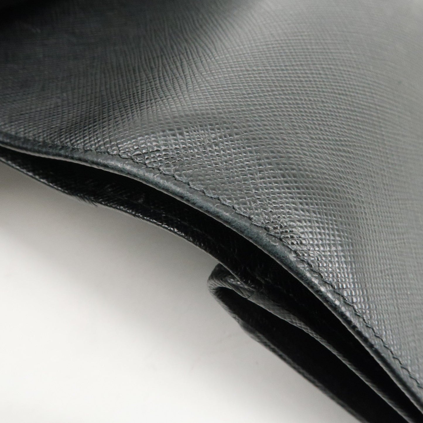 PRADA Saffiano Leather Bi-Fold Wallet Purse Black 1ML225  d