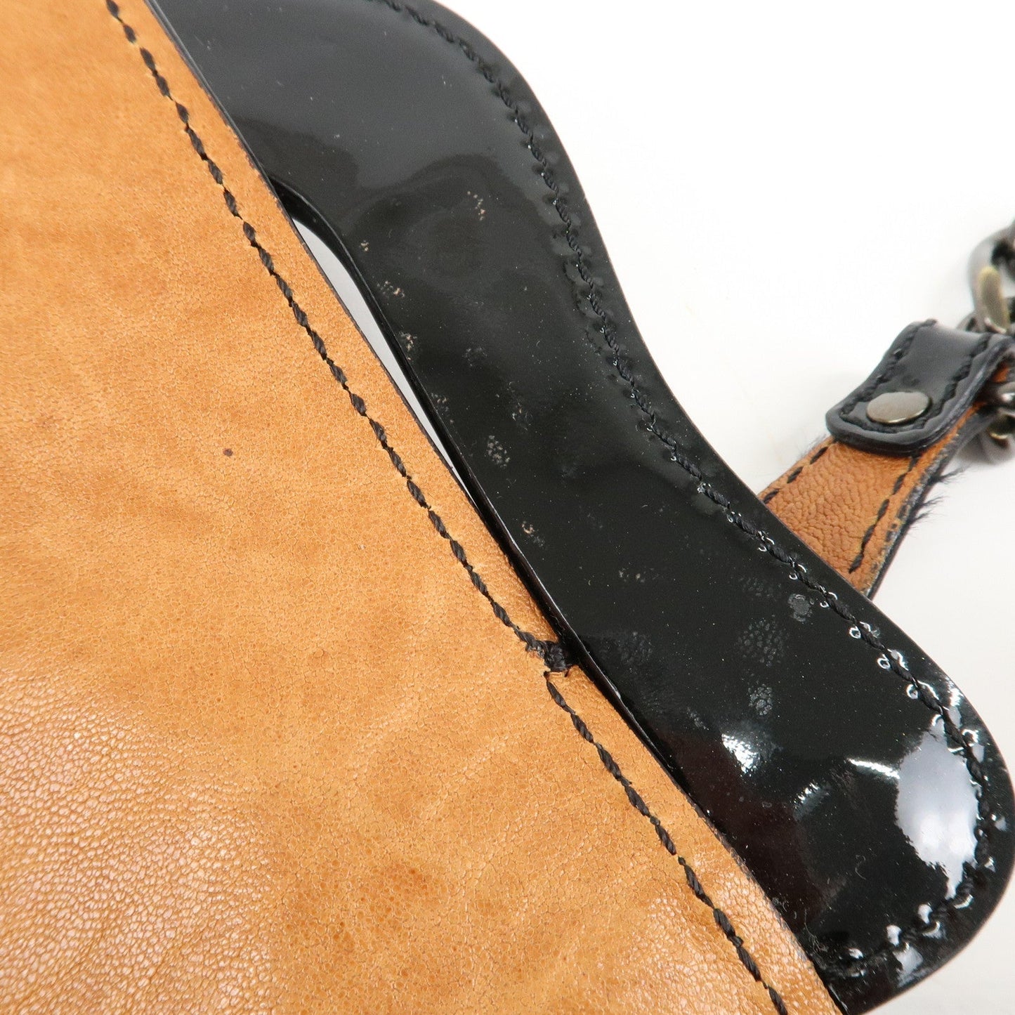 FENDI Leather Patent Leather Chain Shoulder Bag Brown 8BR563  d