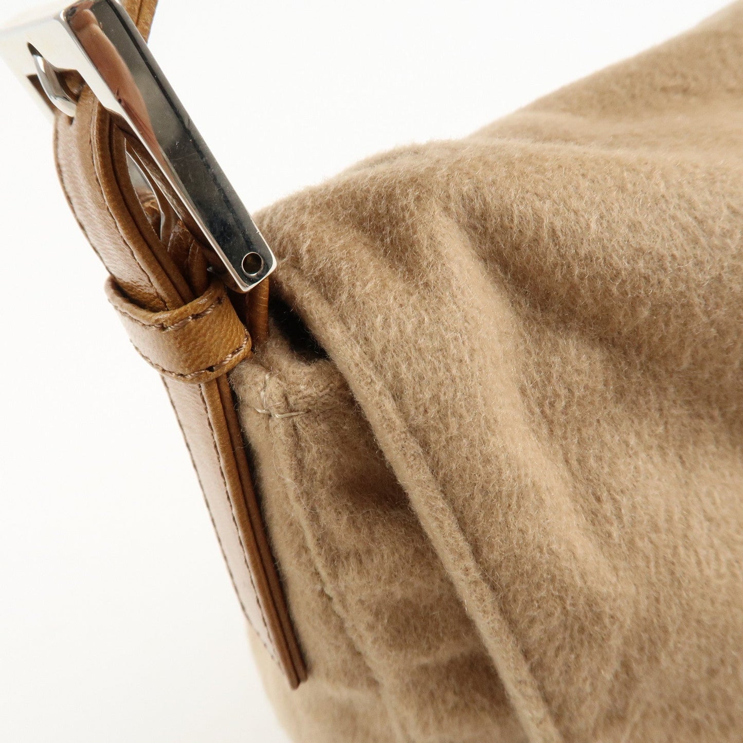 FENDI Mamma Baguette Cashmere Leather Shoulder Bag 26325  d