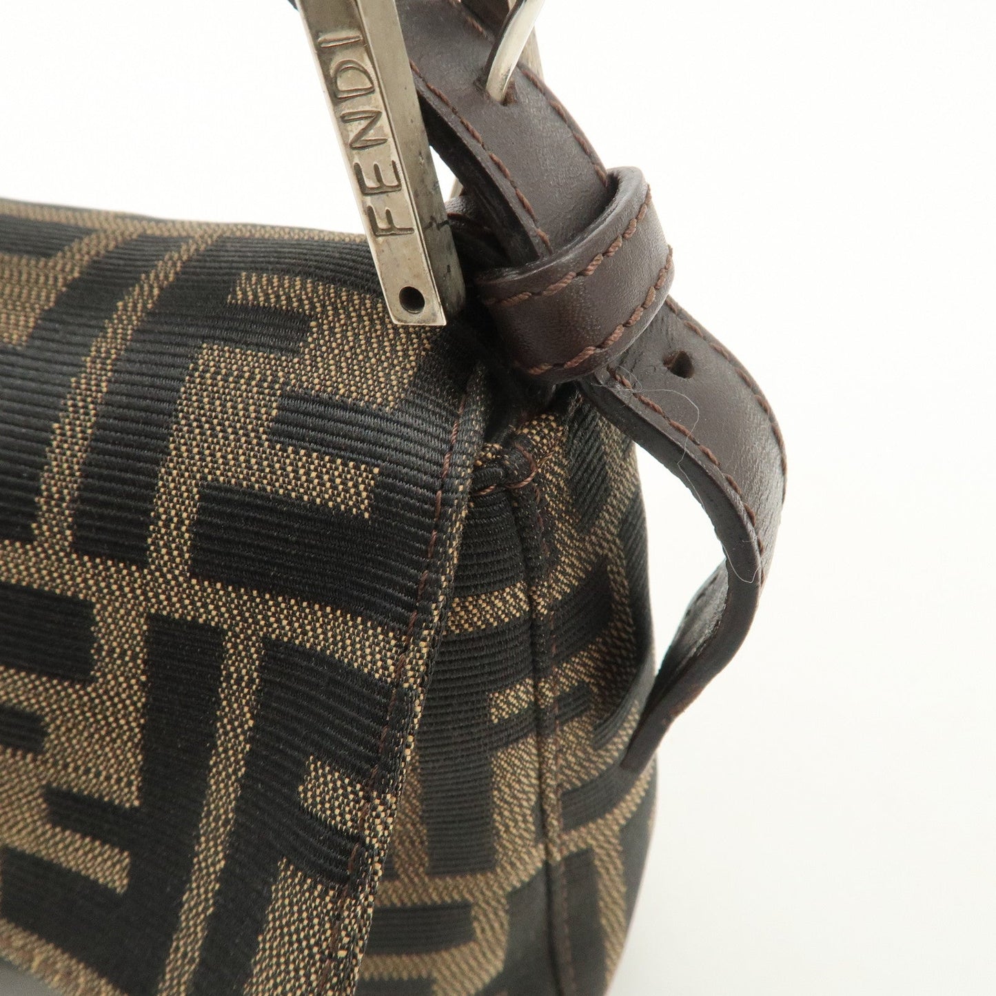 FENDI Zucca Mamma Baguette Canvas Shoulder Bag Brown Black 26424  d