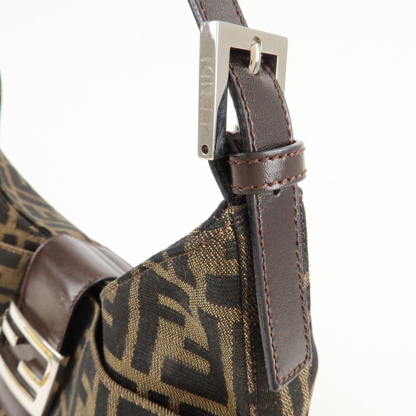 FENDI Zucca Canvas Leather Shoulder Bag Brown Black 26569  d