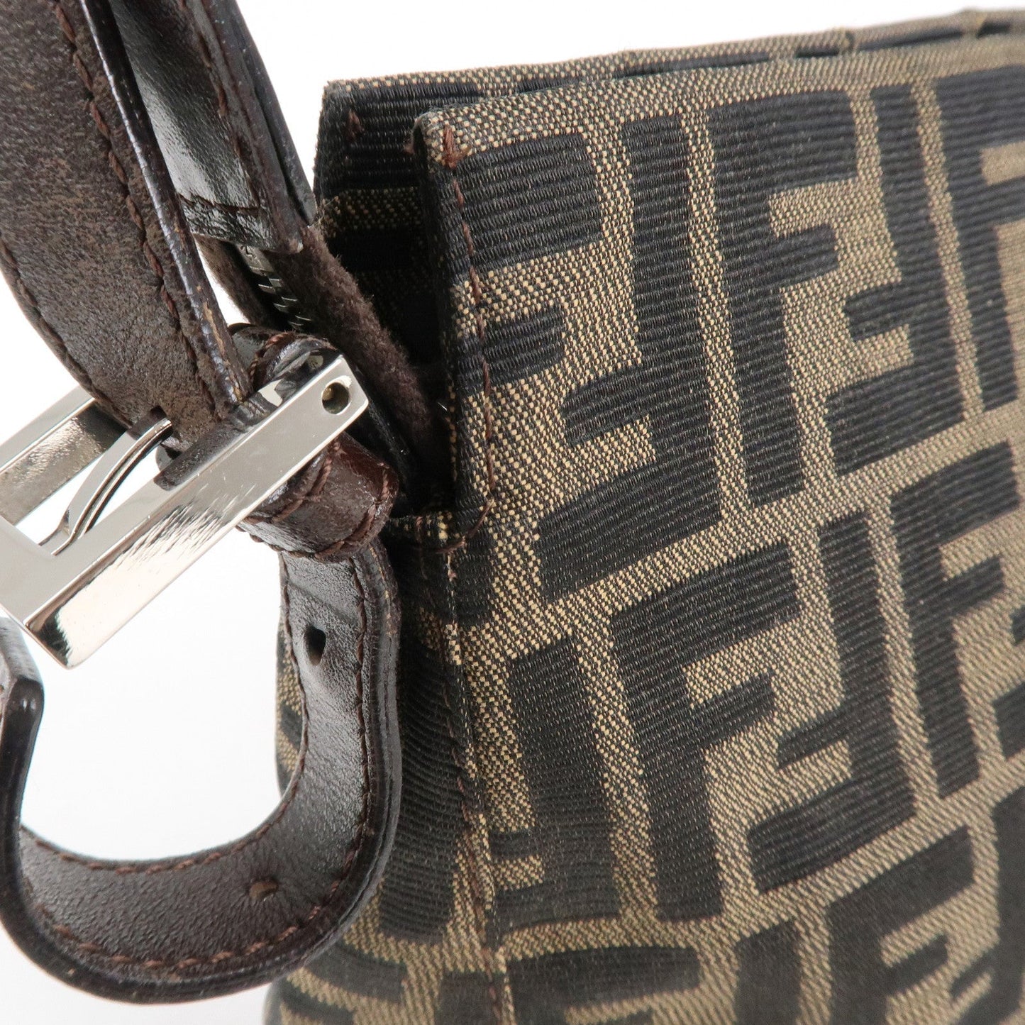 FENDI Zucca Canvas Leather Shoulder Bag Brown Black 26566  d