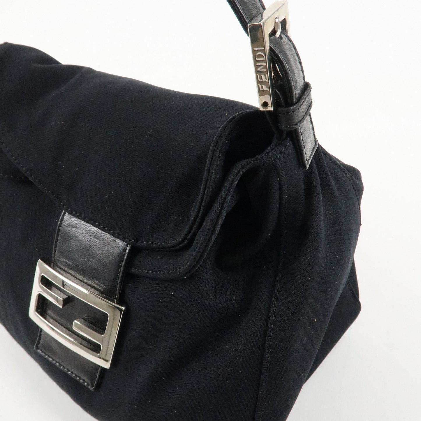FENDI Mamma Baguette Nylon Jersey Leather Shoulder Bag Black  d