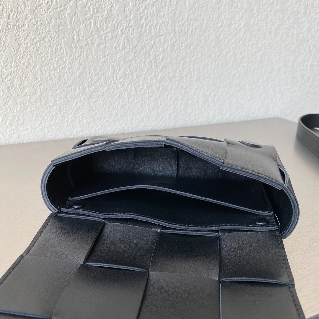 Top Quality Belt Cassette Black, For Women, Women’s Bags 7in/18cm 668572VMAY18425