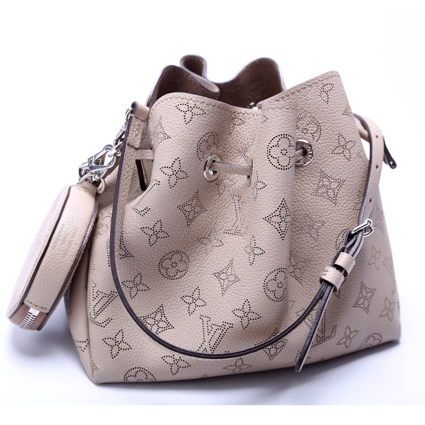 Louis Vuitton Bella Mahina Taupe
