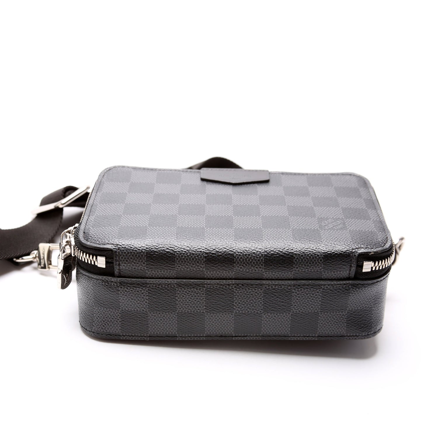 Louis Vuitton Alpha Wearable Wallet Damier Graphite