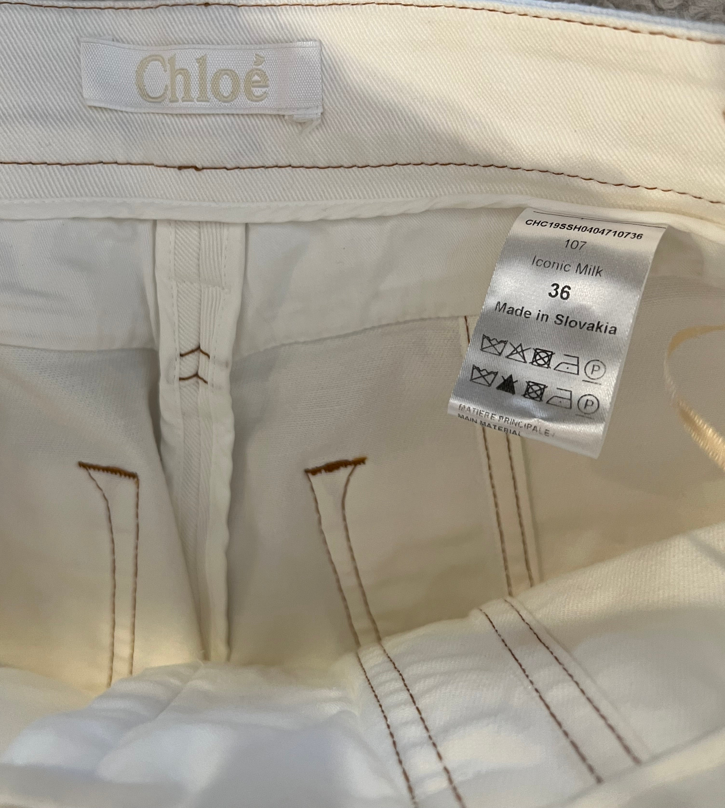 Chloe White Denim Shorts with Brown Stitching Detail Size FR 36 (UK 8) RRP £465