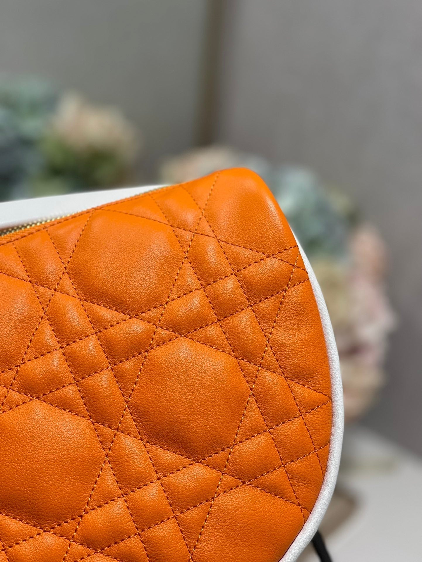 Top Quality MeTop Qualityum Vibe Hobo Bag, Orange Handbags, Crossbody Bags, 30cm CD