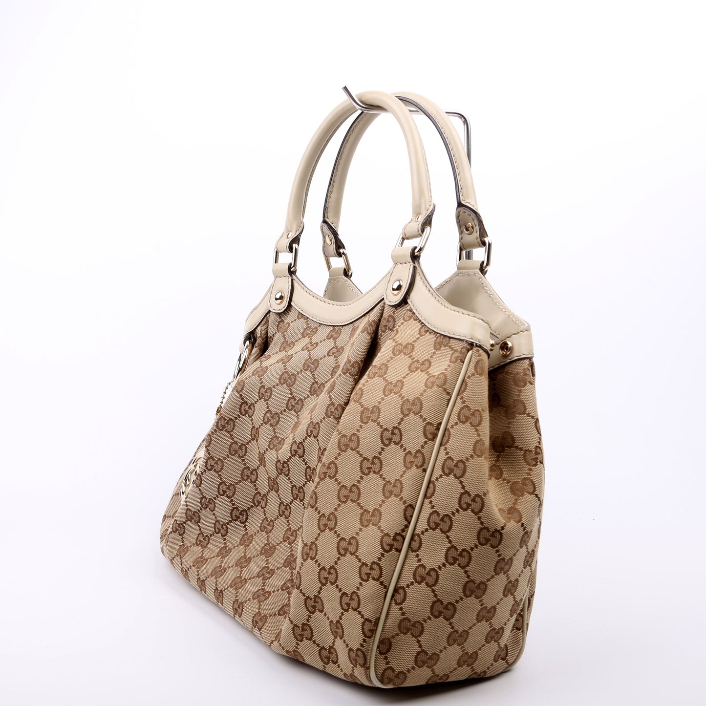 Gucci 211944 Sukey GG Canvas Medium Bag