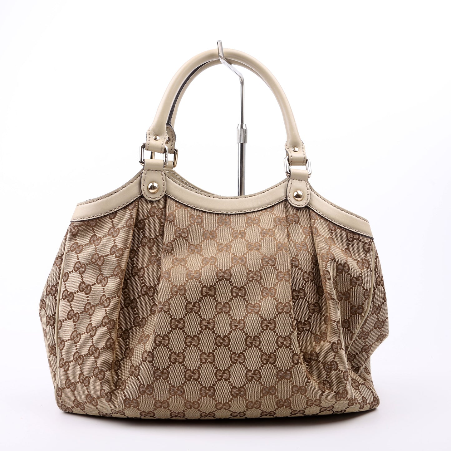 Gucci 211944 Sukey GG Canvas Medium Bag