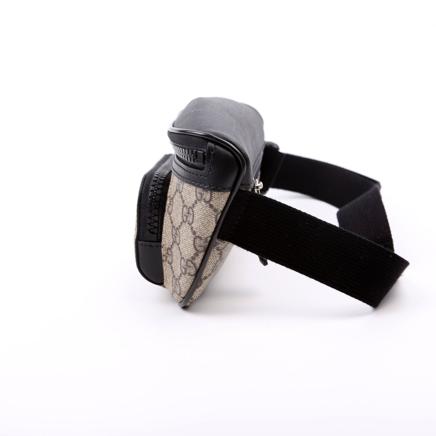 Gucci  GG supreme Belt Bag