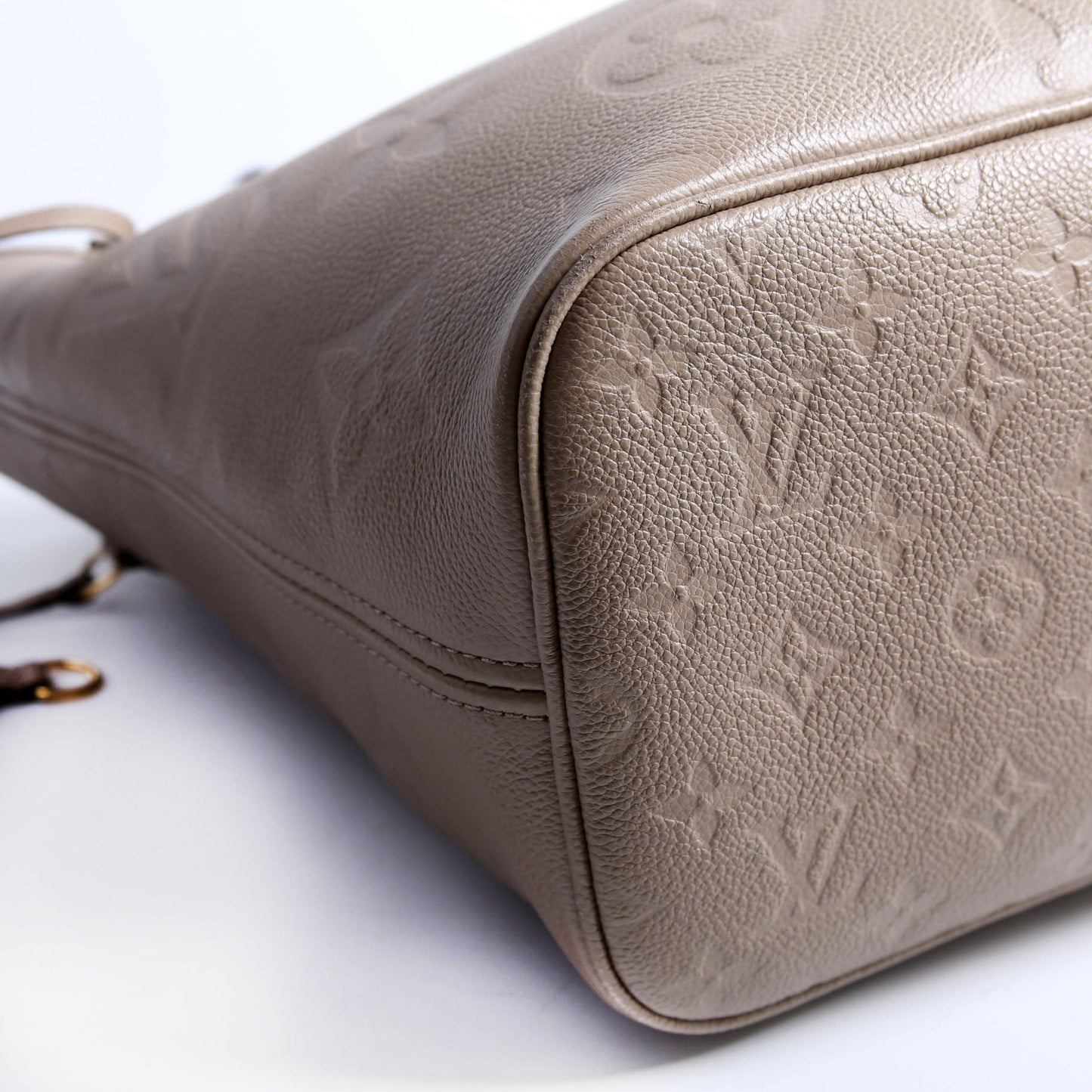 Louis Vuitton Neverfull MM Empreinte Turtledove