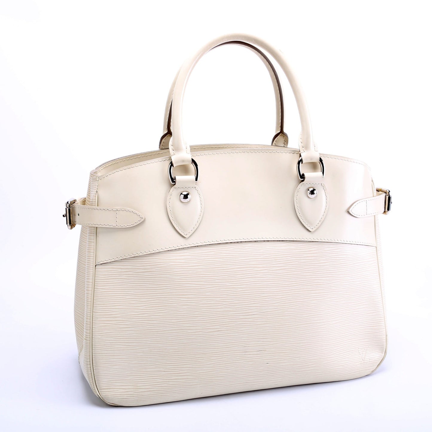 Louis Vuitton Passy PM Epi White