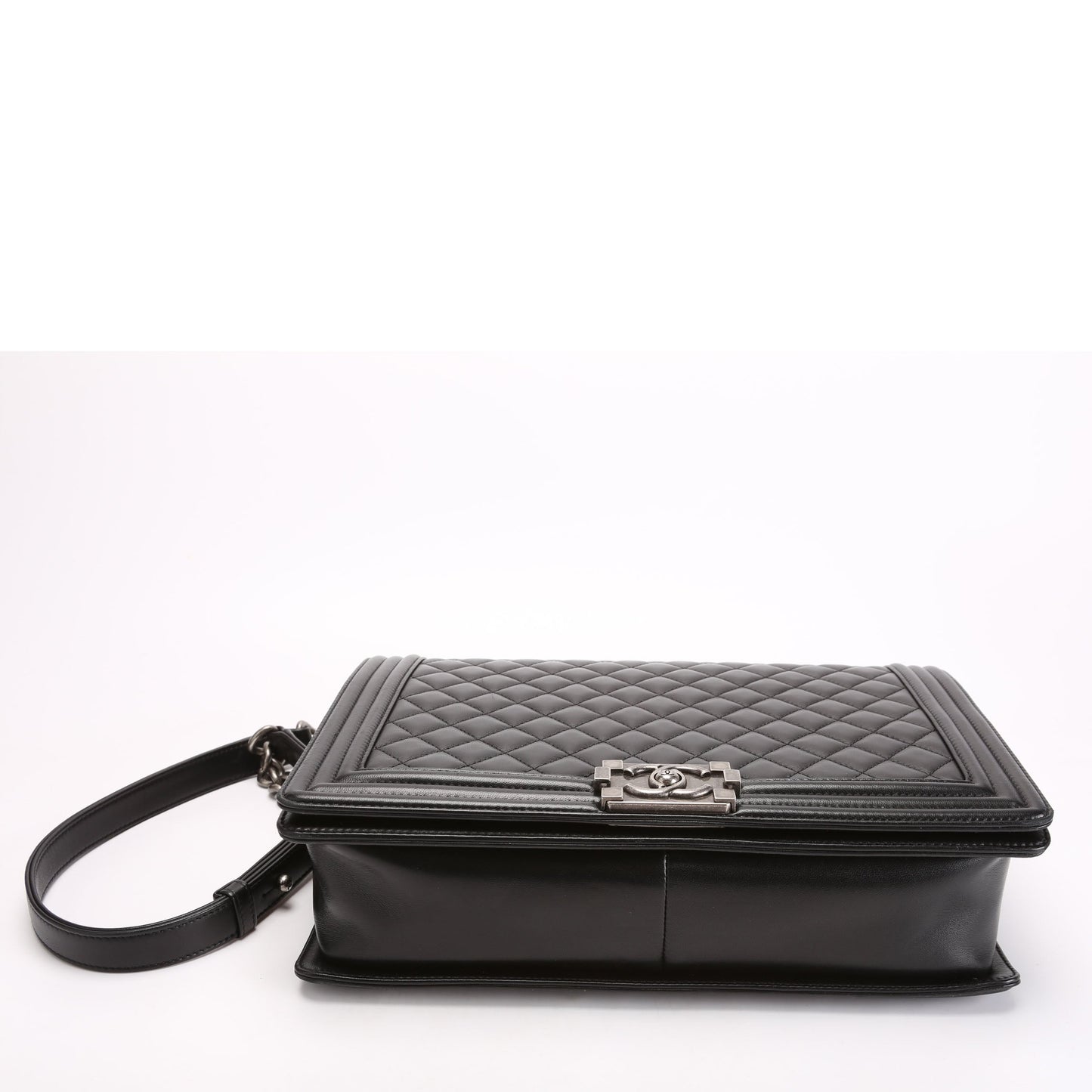 Chanel Boy Flap Large Lambskin Black/Silver Bag
