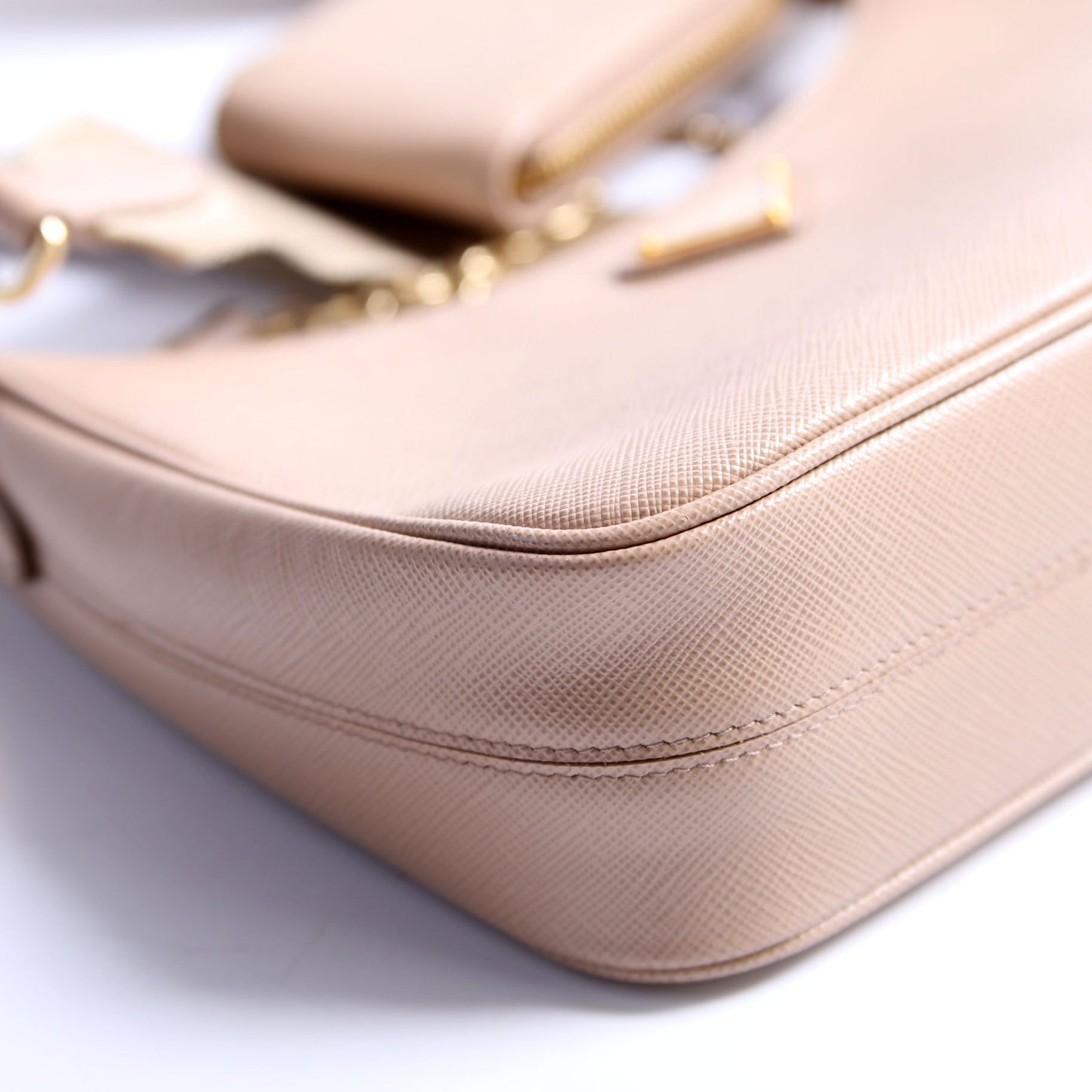 Prada Saffiano Re-Edition 2005 Beige Bag