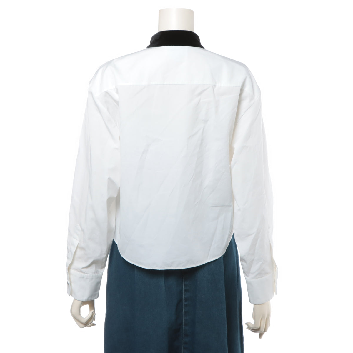 Chanel Coconut Button Cotton X Silk  36  Black X White P73408