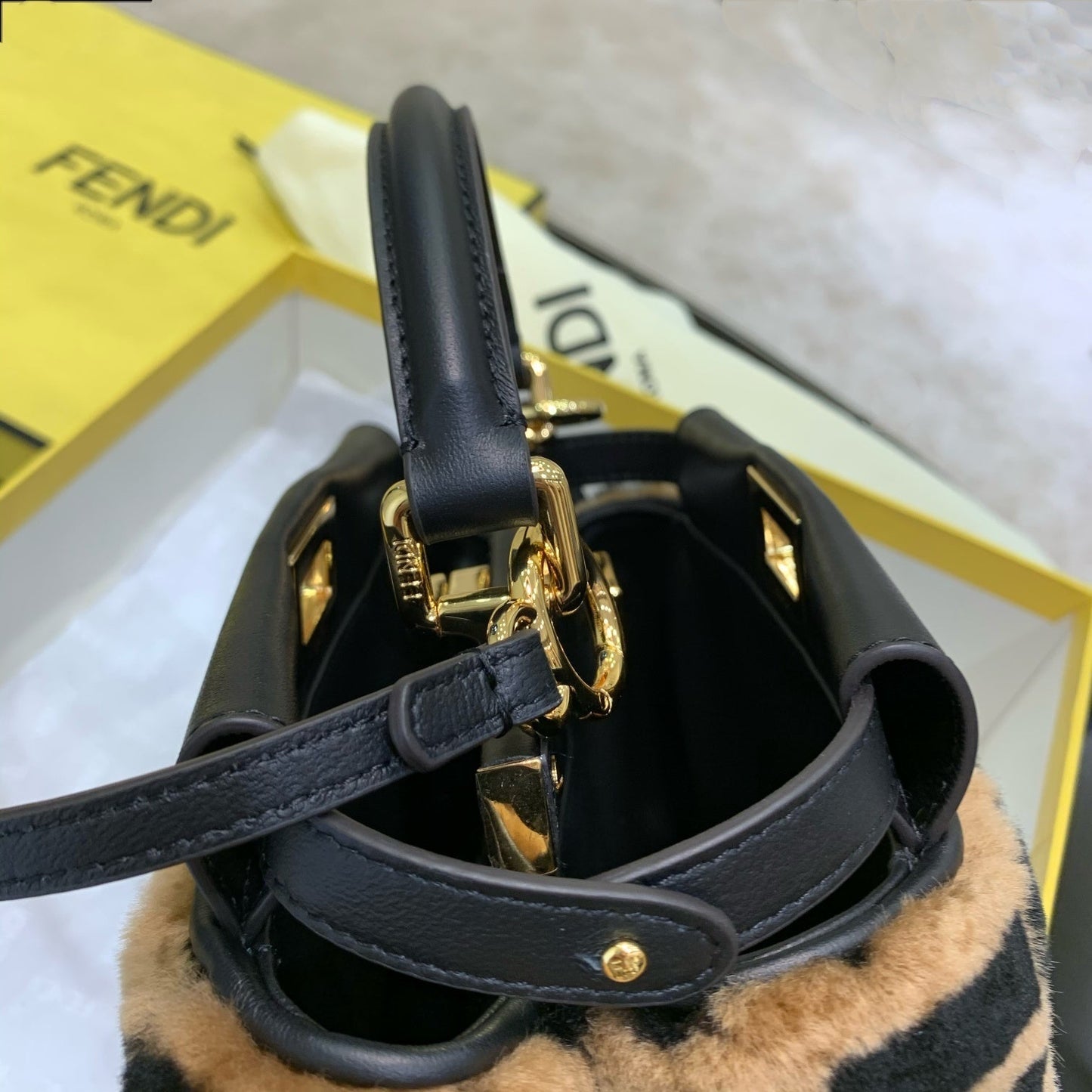 Top QualityTop Quality Handle Bag 27cm Brown