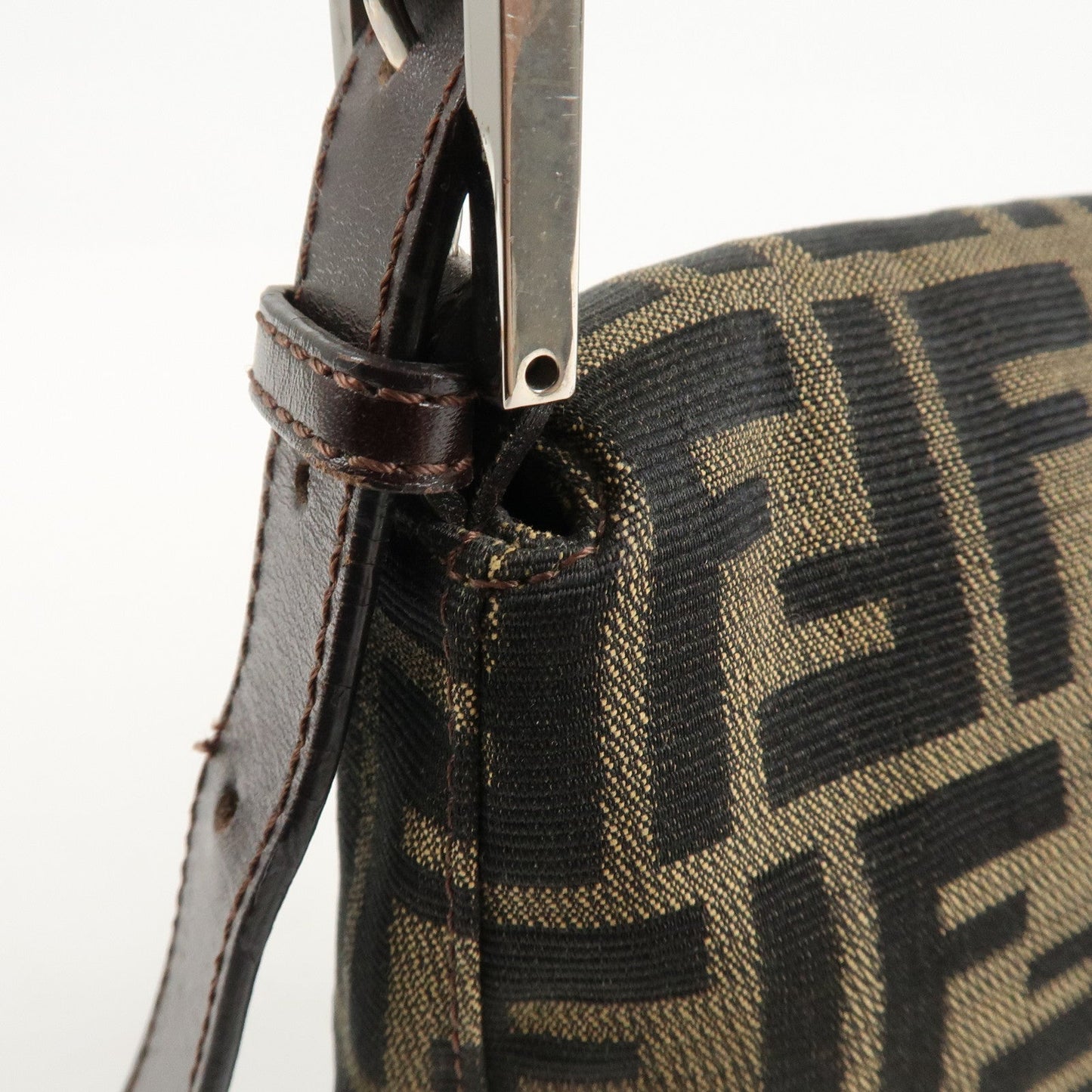 FENDI Mamma Bagguette Zucca Canvas Leather Shoulder Bag 26424  d