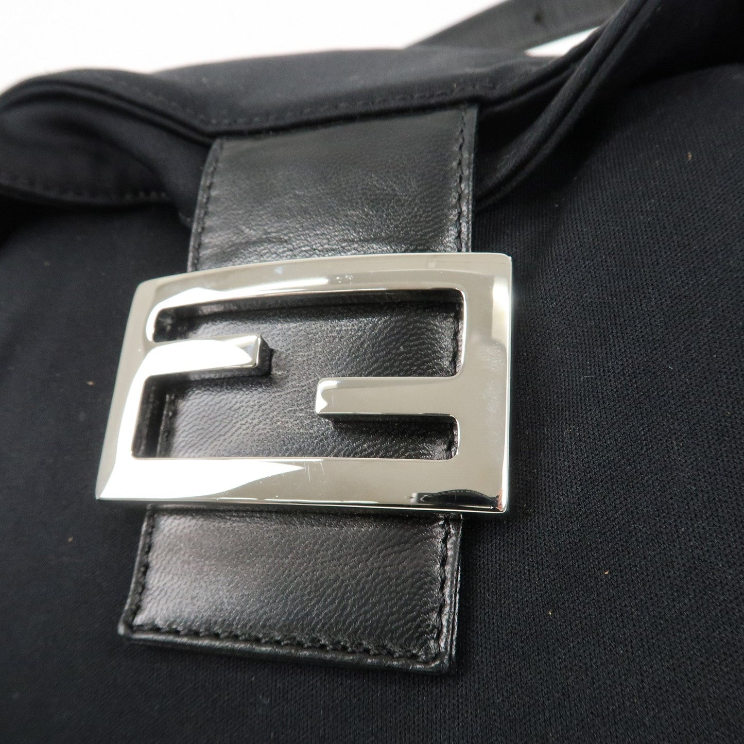 FENDI Mamma Baguette Nylon Jersey Leather Shoulder Bag Black  d