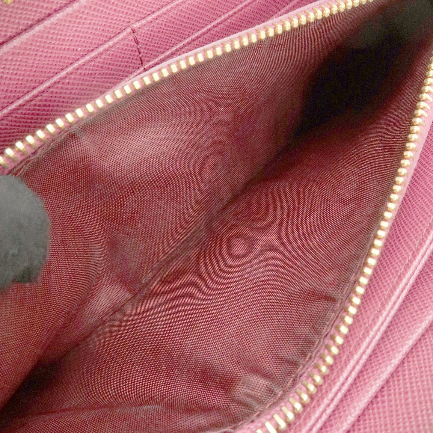 PRADA Logo Saffiano Leather Round Zipper Long Wallet Pink 1M0506  d