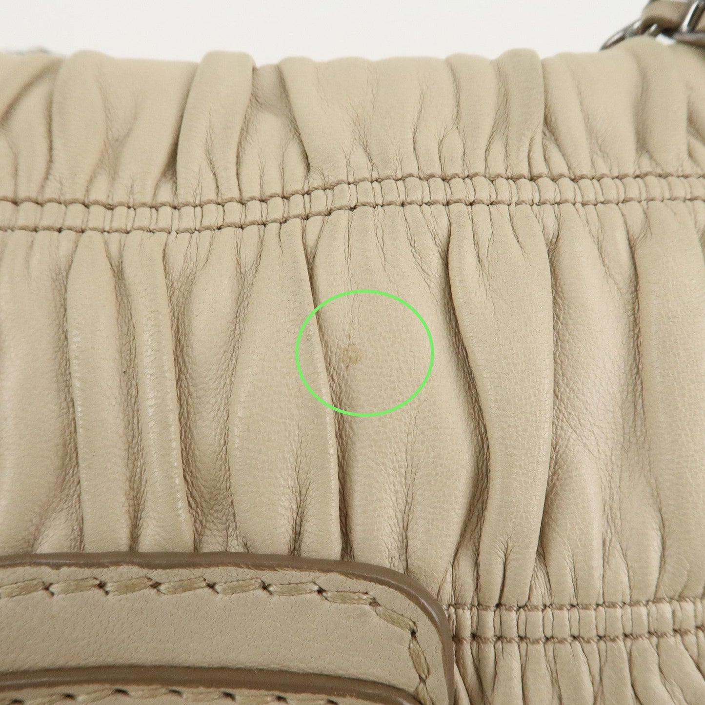 PRADA Leather Gathered Chain Shoulder Bag Ivory B4695C  d