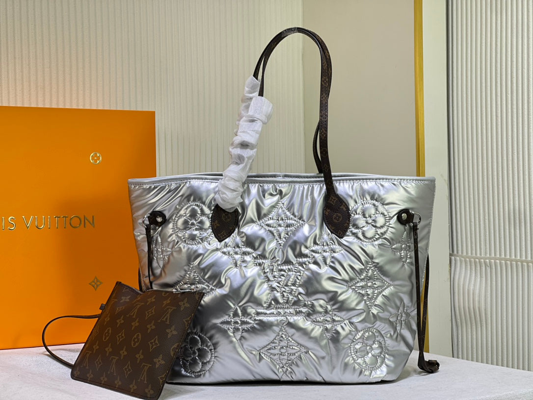EN - New 1:1 rep Bag LUV 624