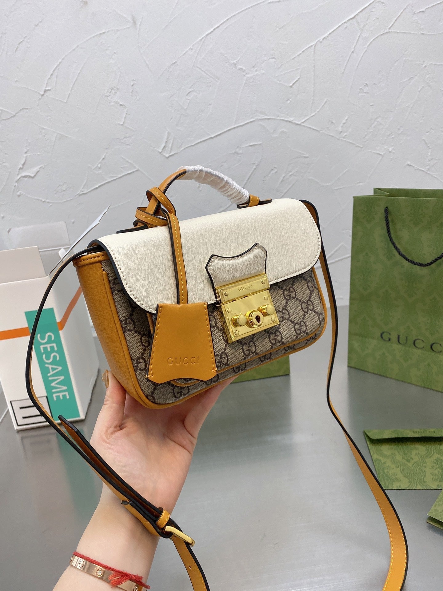 EN - New 1:1 rep  Bags GCI 340