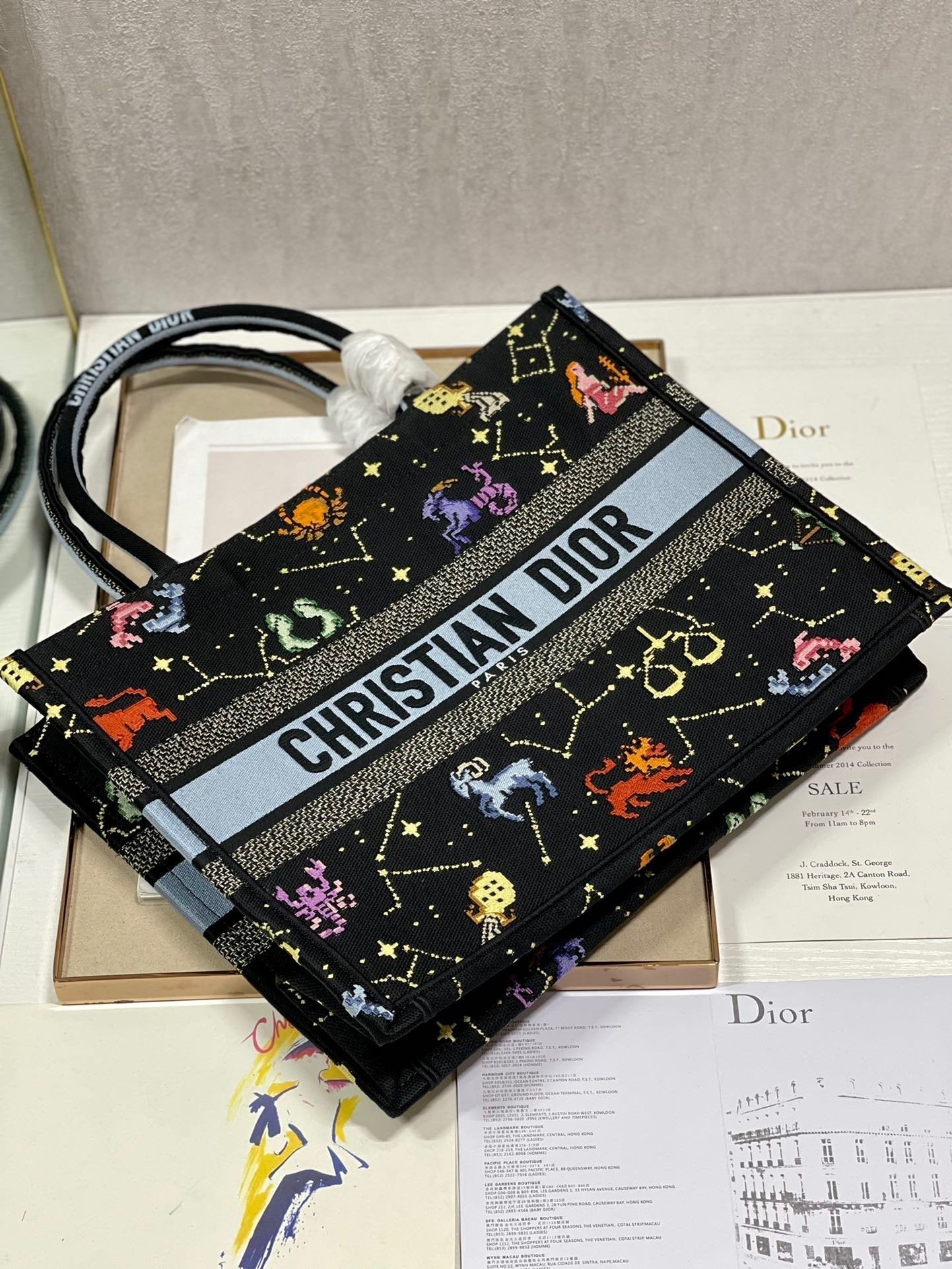 Top Quality MeTop Qualityum Book Tote Black Multicolor, For Women, Womens Handbags 14in/36cm CD M1296ZRTY_M911
