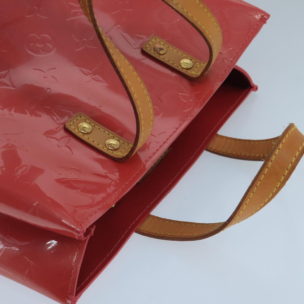 Louis Vuitton Reade