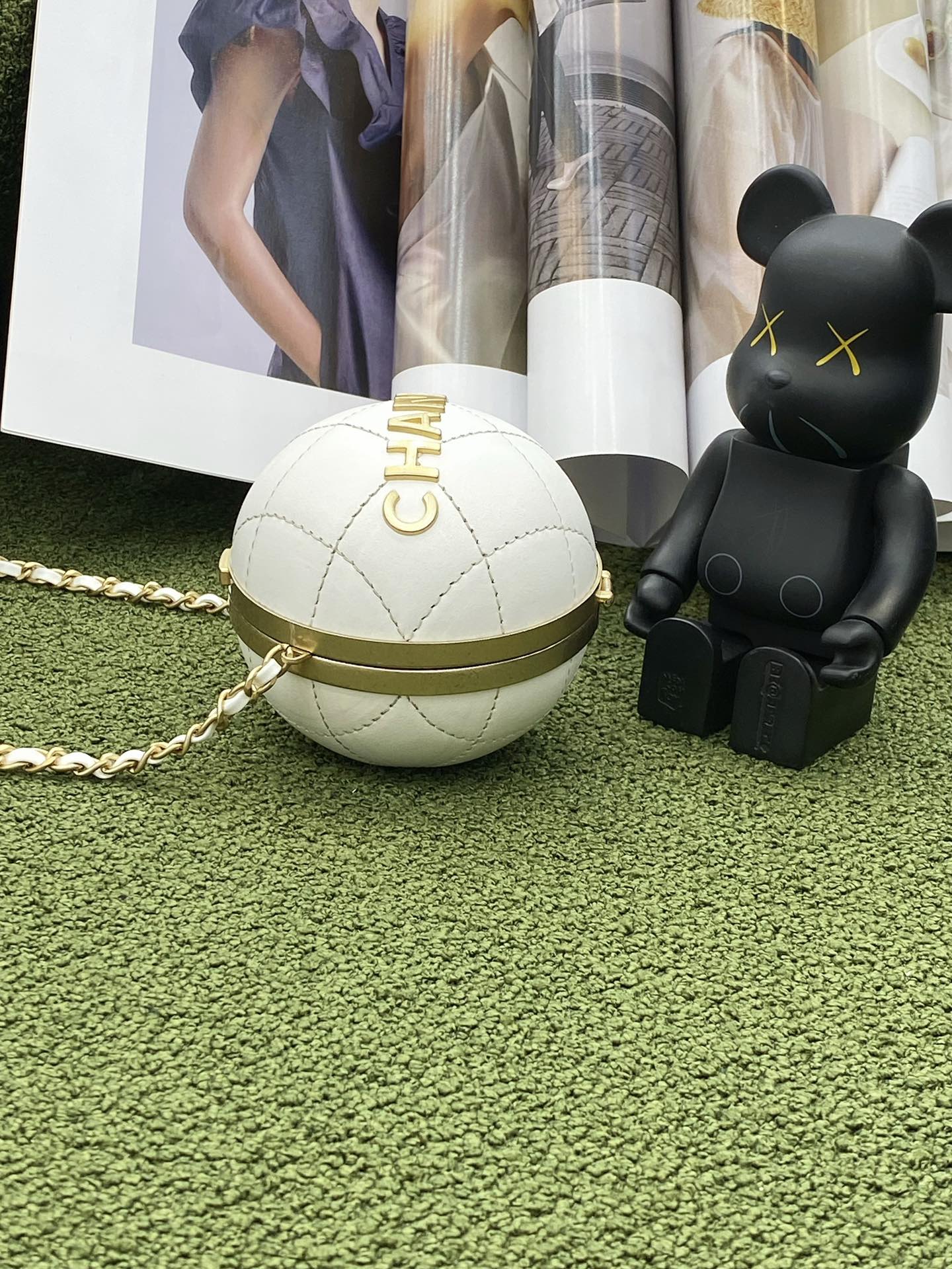 CHL Ball Bag White and Gold Chain Bag For Women 23.5cm/95in