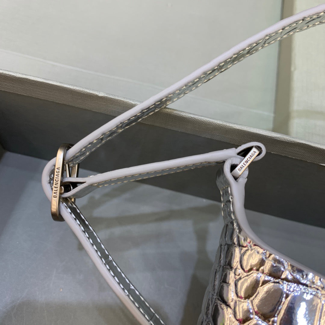 Top Quality XX Small Hobo Bag In SiTop Qualityer , For Women,  Bags 7.8in/20cm 6955892109E8110