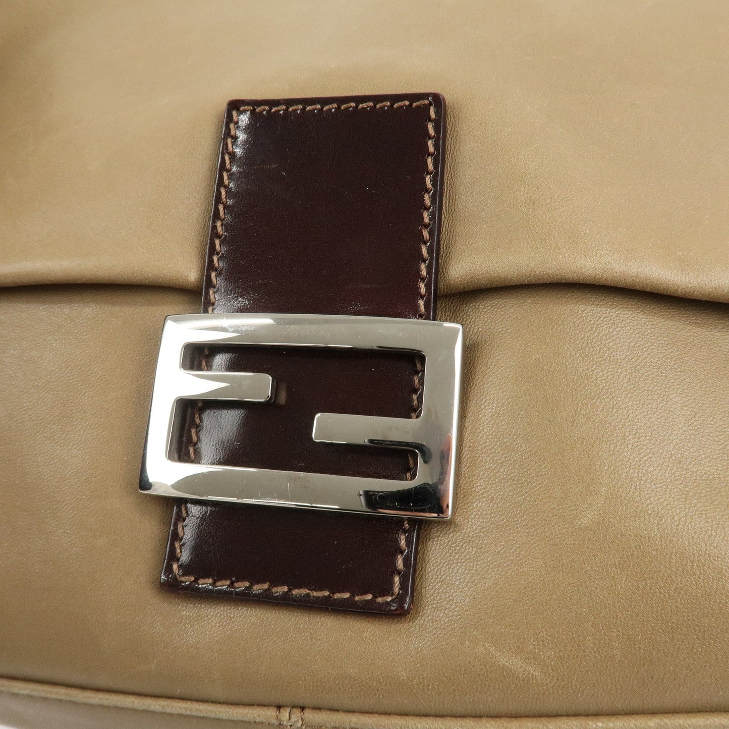 FENDI Mamma Baguette Leather Shoulder Bag Hand Bag Beige  d