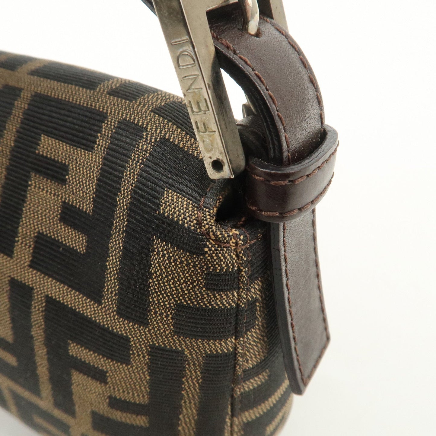 FENDI Zucca Mamma Baguette Canvas Shoulder Bag Brown Black 26424  d