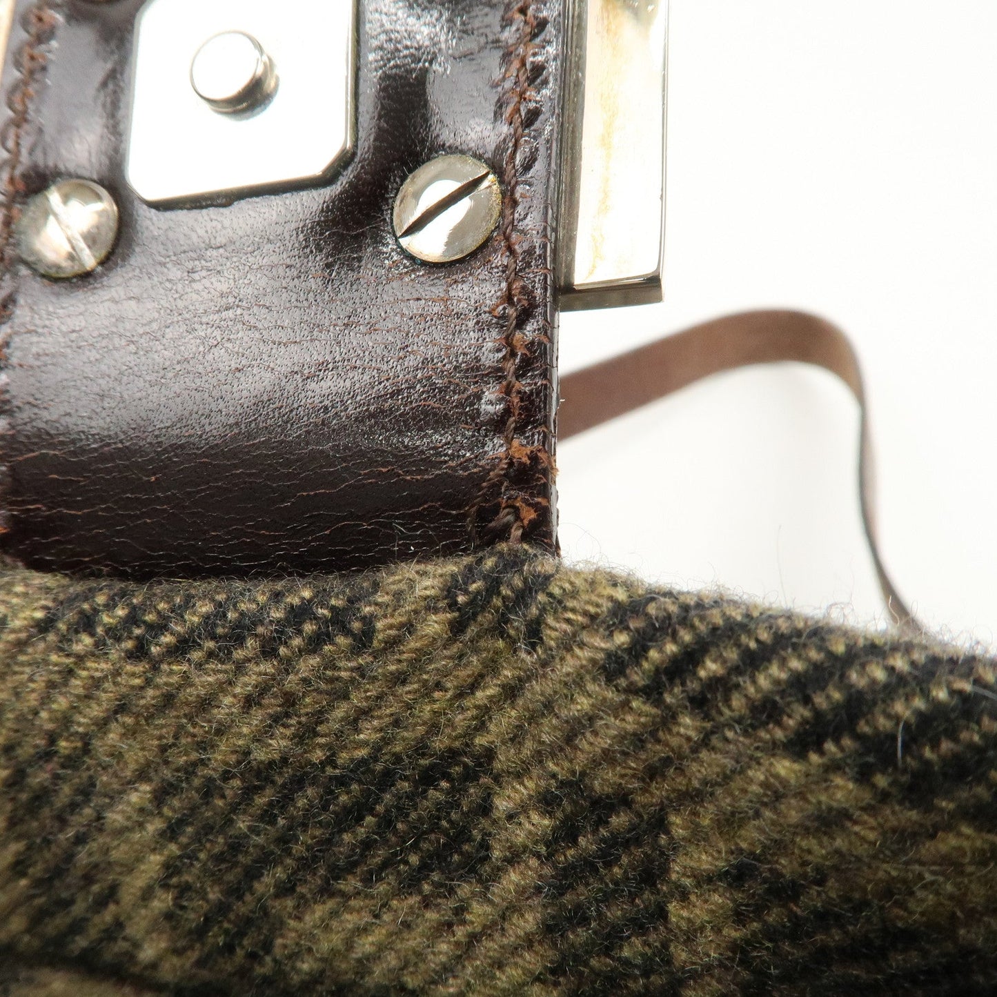 FENDI Mamma Baguette Wool Leather Shoulder Bag Tree Motif Khaki  d