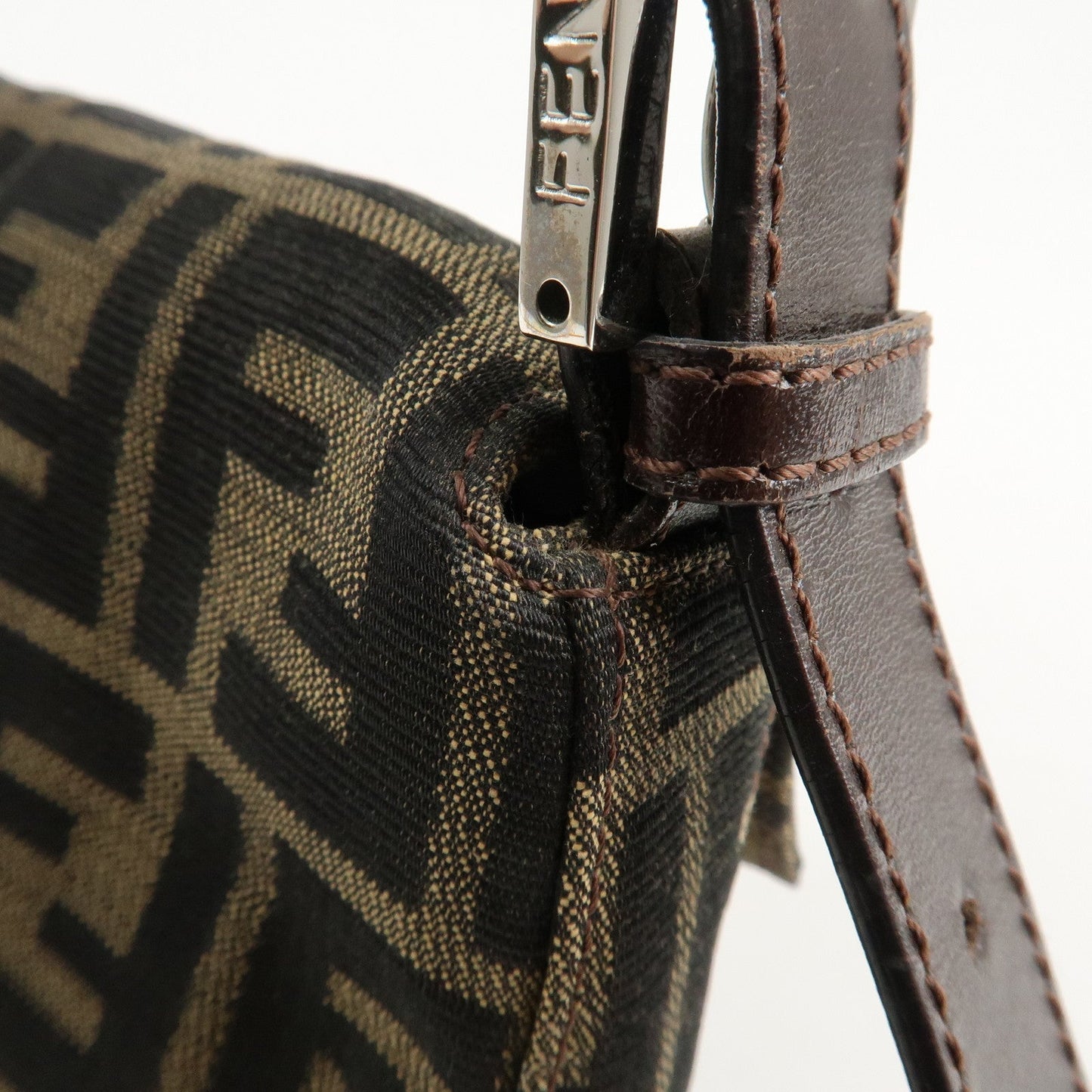 FENDI Mamma Bagguette Zucca Canvas Leather Shoulder Bag 26424  d