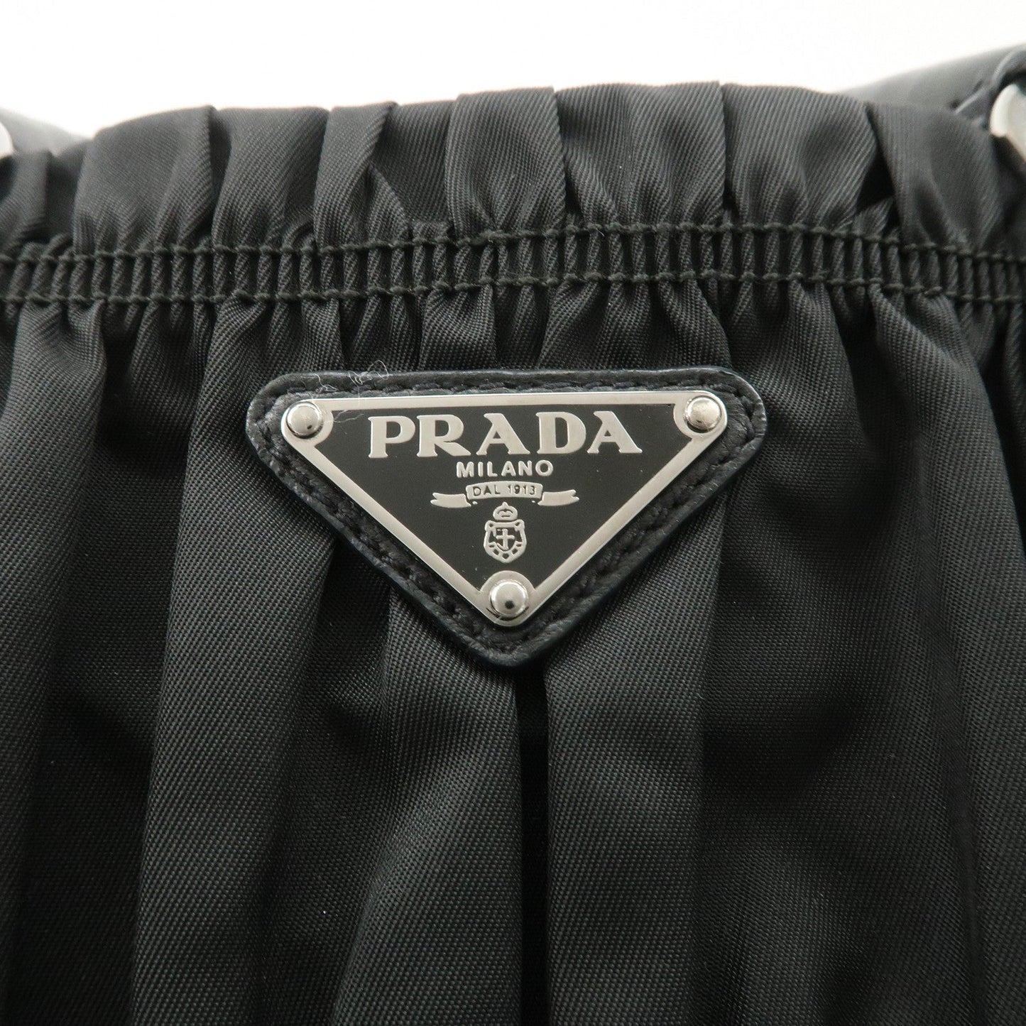 PRADA Logo Nylon Leather Gathered Shoulder Bag BN1616  d