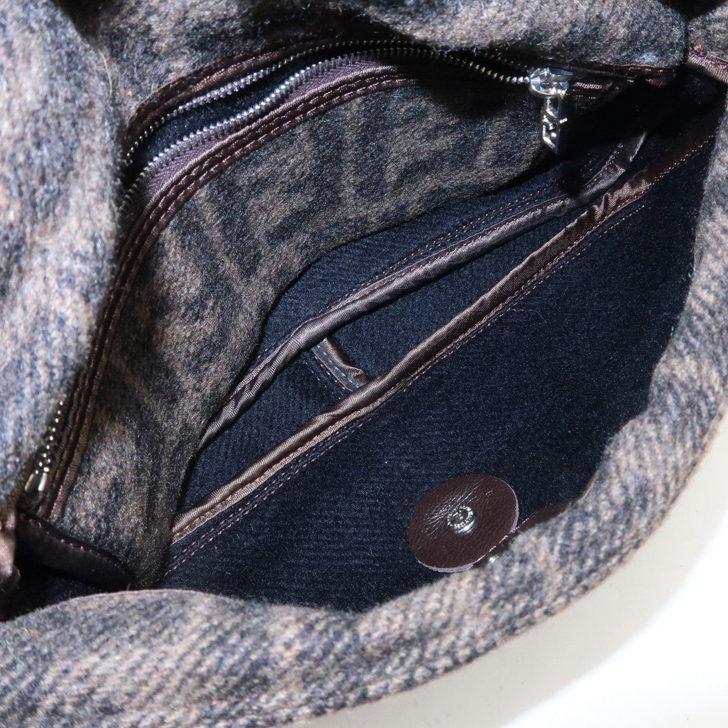 FENDI Mamma Buguette Zucca Wool Leather Shoulder Bag 26424  d