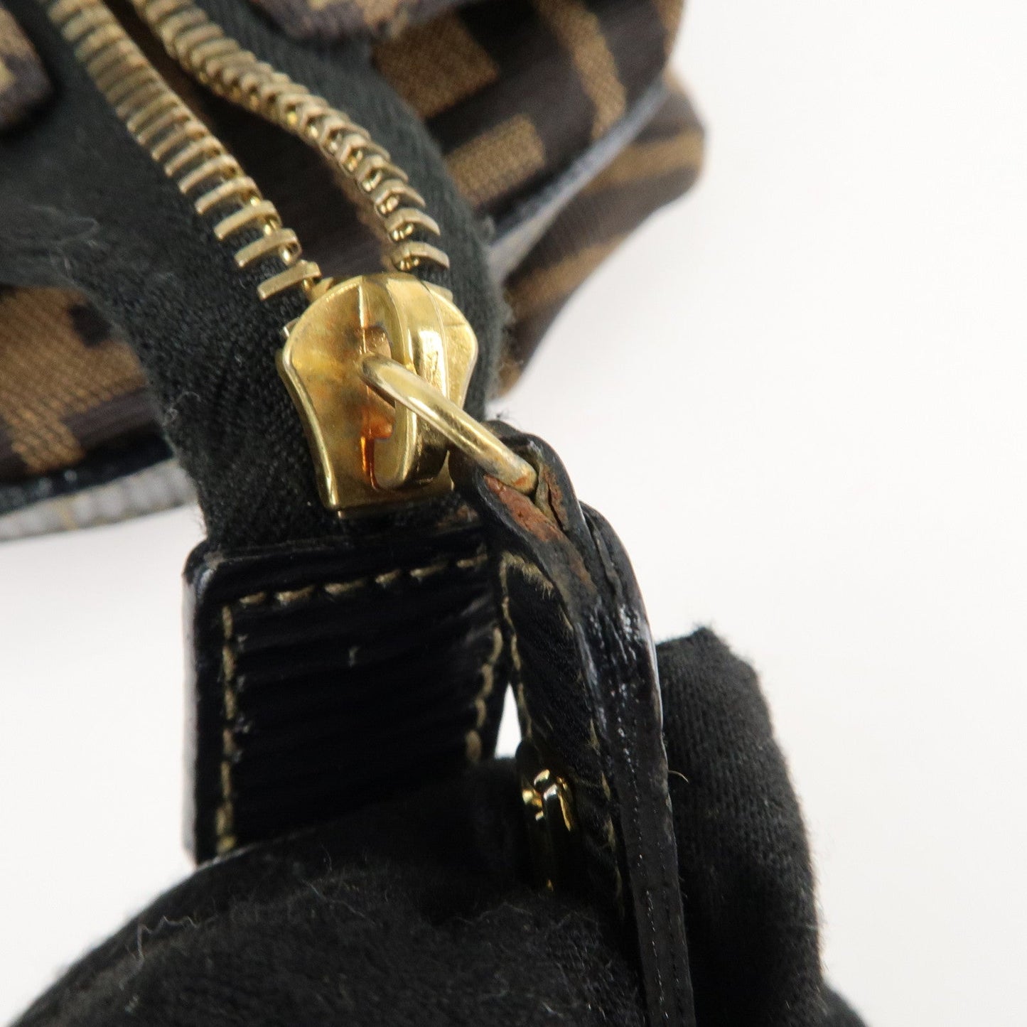 FENDI Zucca Canvas Leather 2WAY Bag Brown Black 261470  d