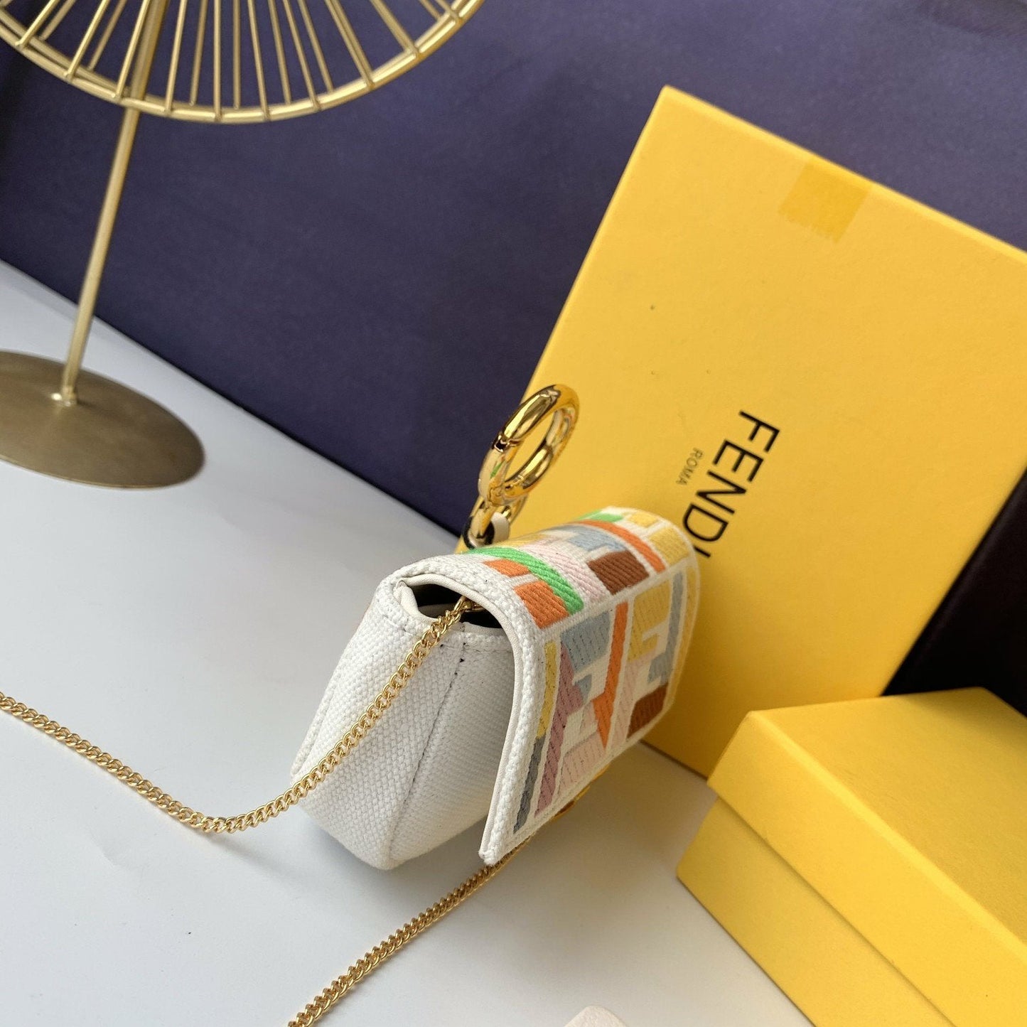 EN - New 1:1 rep  Bags FEI 183
